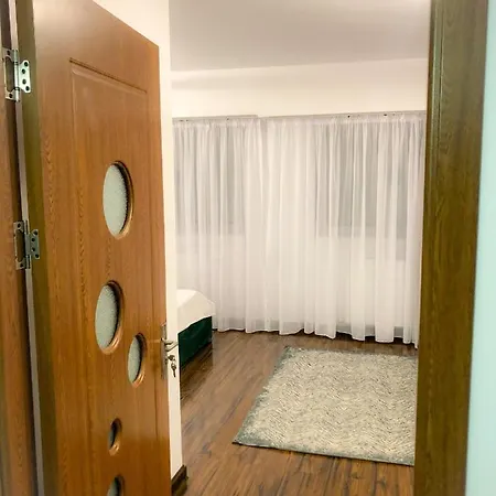 Cara - 5 Min Walk To The