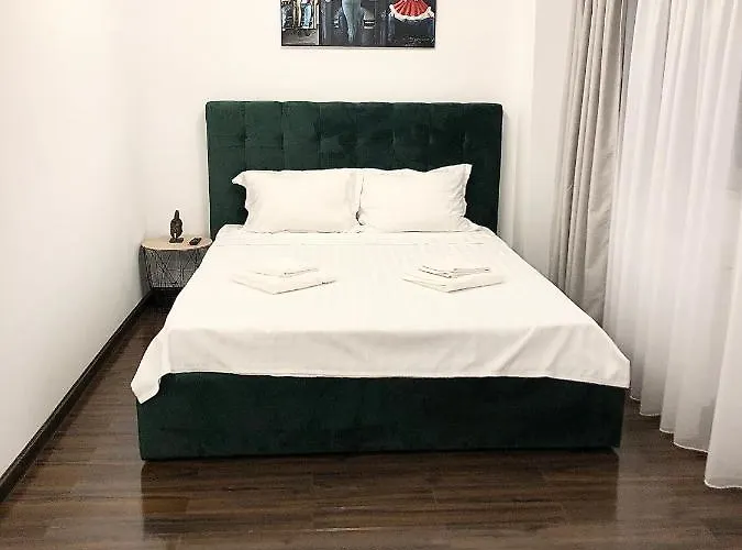 Cara - 5 Min Walk To The