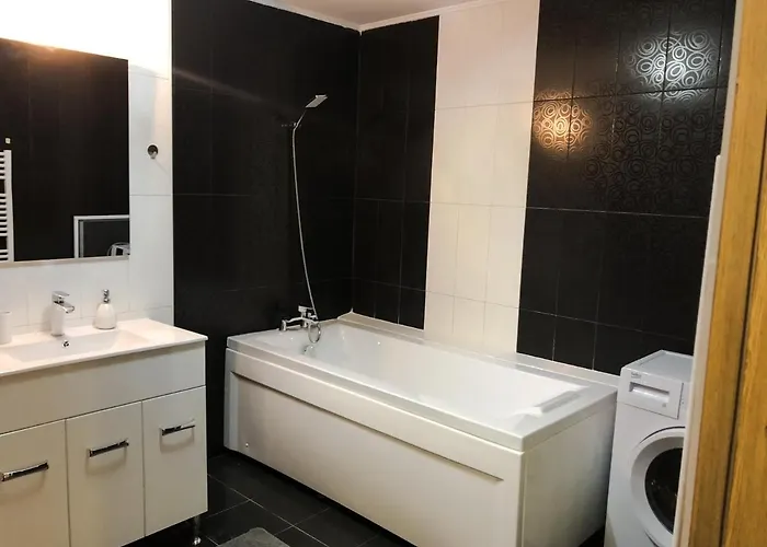 Cara - 5 Min Walk To The * コンスタンツァ