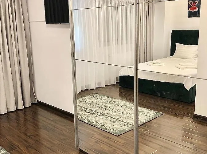 Cara - 5 Min Walk To The * コンスタンツァ