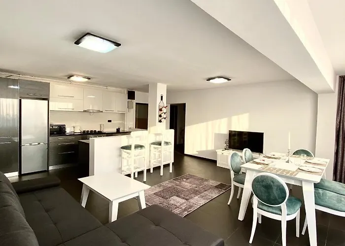 Cara - 5 Min Walk To The アパート